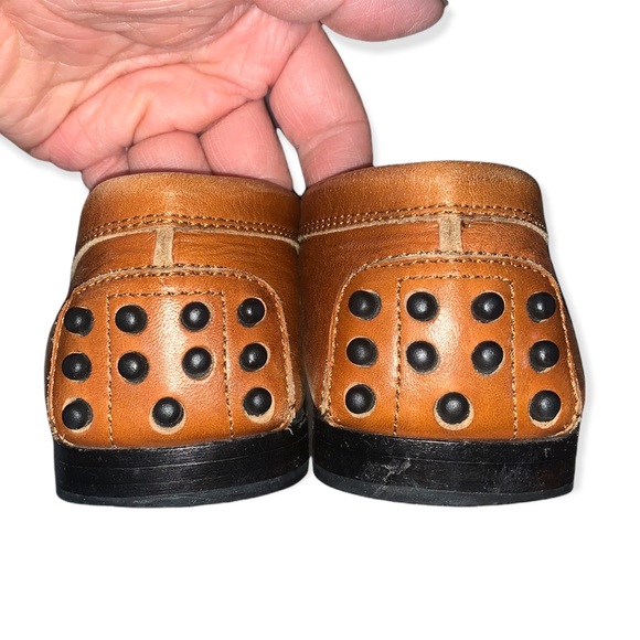 TOD’s Cognac Leather Slip On Loafers - Picture 9 of 16